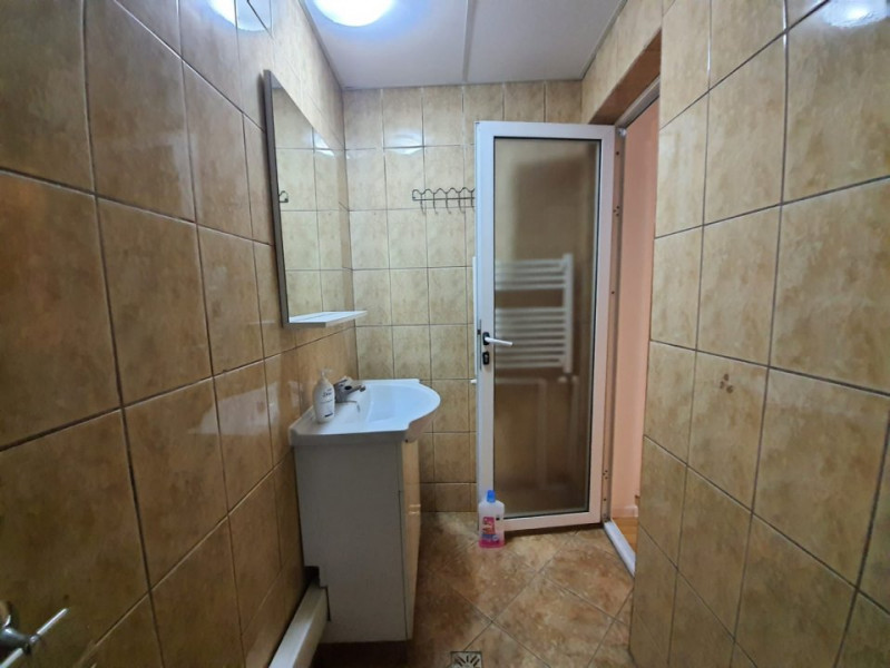 PIATA OVIDIU CIN-CIN Apartament cu 4 camere etaj 1 Gaze
