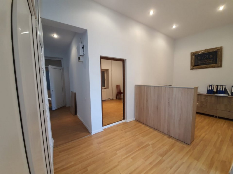PIATA OVIDIU CIN-CIN Apartament cu 4 camere etaj 1 Gaze