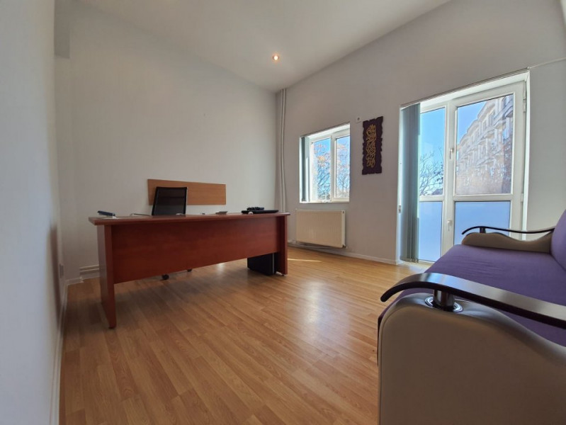 PIATA OVIDIU CIN-CIN Apartament cu 4 camere etaj 1 Gaze