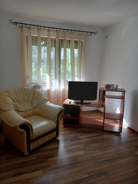 Apartament 2 Camere - Zona Casa De Cultura - Parter