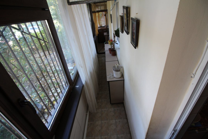 Apartament 2 Camere - Zona Tomis Nord -  Centrala Pe Gaze