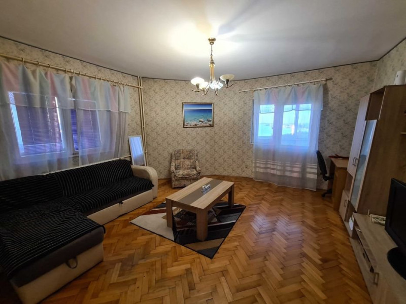 Sat Vacanta - Apartament 2 Camere - Mobilat/Utilat