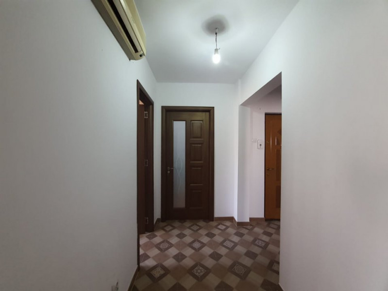 Apartament 2 Camere - Zona Tomis Nord - Mobilat/Utilat - Centrala Pe Gaze
