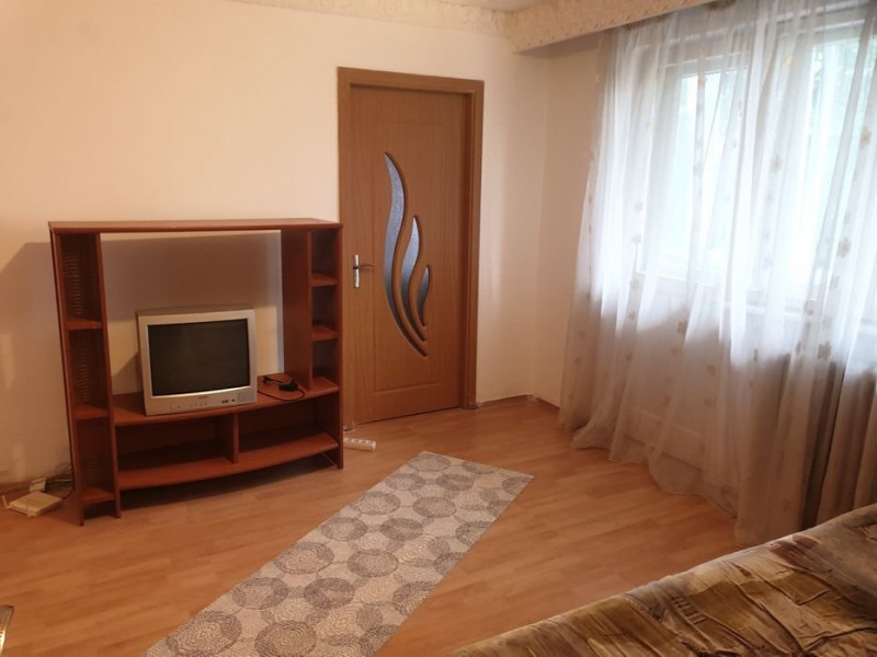 Apartament 2 Camere - Zona Campus - Etaj 1 - Gaze La Usa