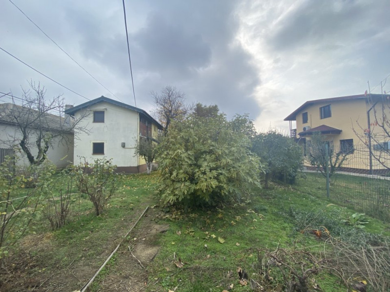 Casa de vanzare - Poiana CENTRAL - Toate uilitatile! 1320 mp teren! 