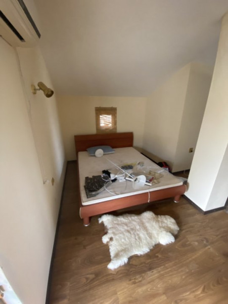 Casa de vanzare - Poiana CENTRAL - Toate uilitatile! 1320 mp teren! 