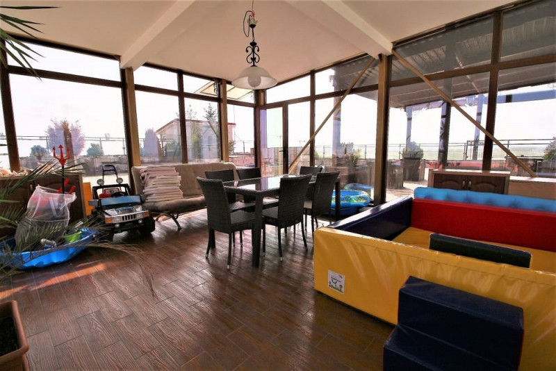 Apartament Penthouse 4 Camere - Zona Tomis Nord - Terasa 200 Mp Cu Piscina 