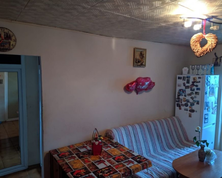 Apartament 2 Camere Transformat In 3 Camere - Zona CET - Centrala Pe Gaze
