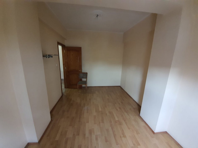 Apartament 2 Camere - Zona Victoria - Centrala Pe Gaze