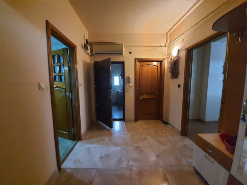 Apartament 3 Camere - Zona Victoria - BONUS Mansarda Compartimentata