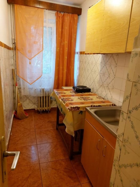 Apartament 3 Camere - KM 4-5 - Boxa de 10MP - Gaze La Usa