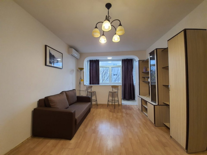 TOMIS II SPITALUL JUDETEAN Apartament cu 2 camere centrala gaze etaj 3