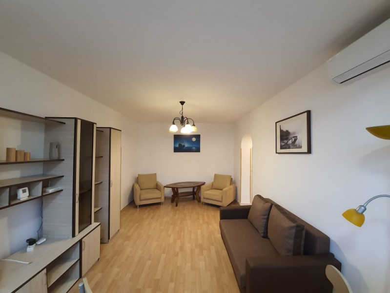 TOMIS II SPITALUL JUDETEAN Apartament cu 2 camere centrala gaze etaj 3