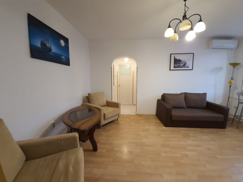 TOMIS II SPITALUL JUDETEAN Apartament cu 2 camere centrala gaze etaj 3
