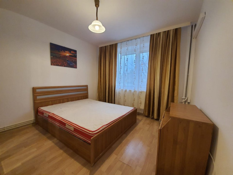 TOMIS II SPITALUL JUDETEAN Apartament cu 2 camere centrala gaze etaj 3