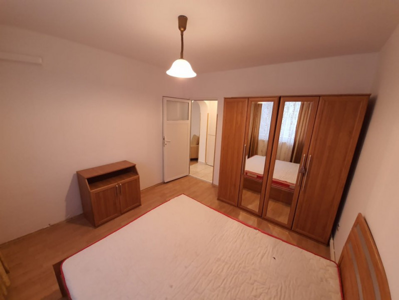 TOMIS II SPITALUL JUDETEAN Apartament cu 2 camere centrala gaze etaj 3